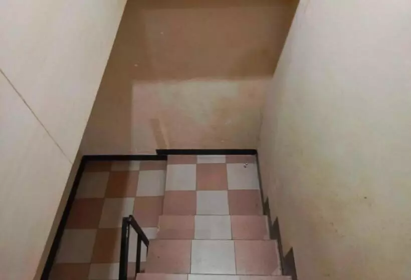 ホテル Oyo 93299 Homestay Aqsa