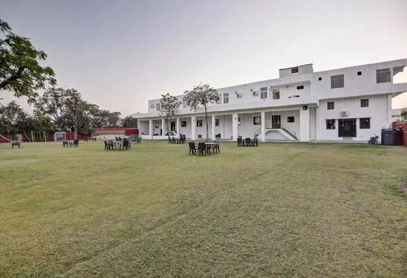 ホテル Oyo Green Land Resorts Jodhpur