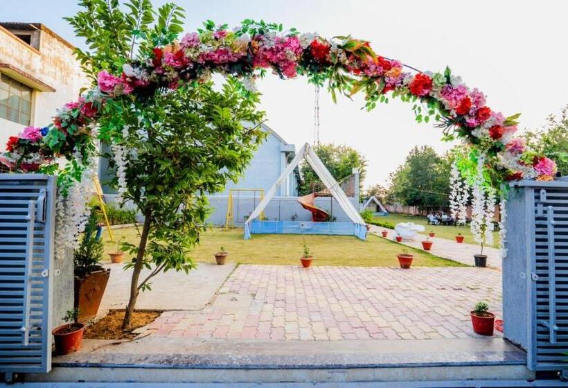 ホテル The Avenue Ranchi