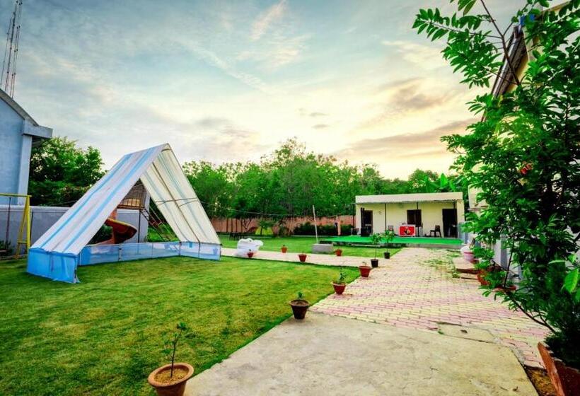 ホテル The Avenue Ranchi