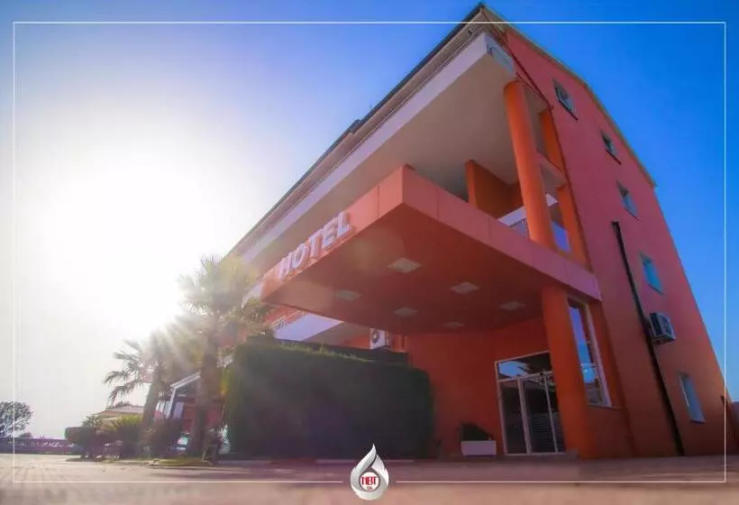 Nbt Hotel Lac