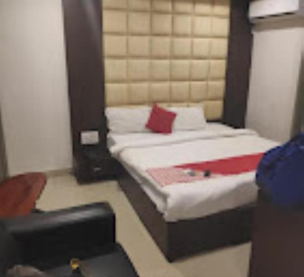 New Hotel Meena Grand,hyderabad