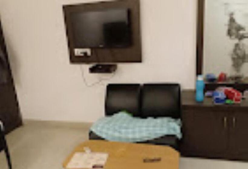 New Hotel Meena Grand,hyderabad