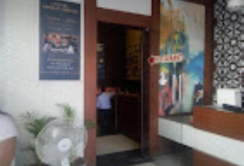 New Hotel Meena Grand,hyderabad