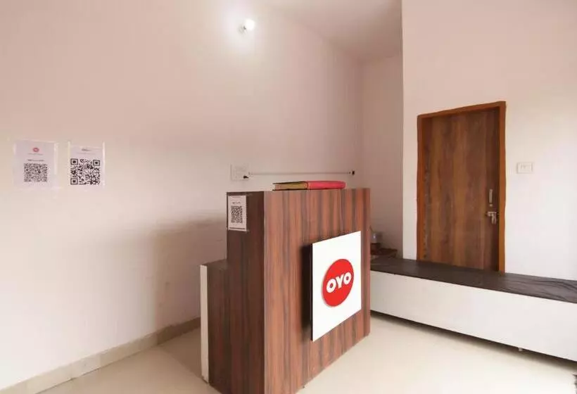 Oyo Hotel Royal Place