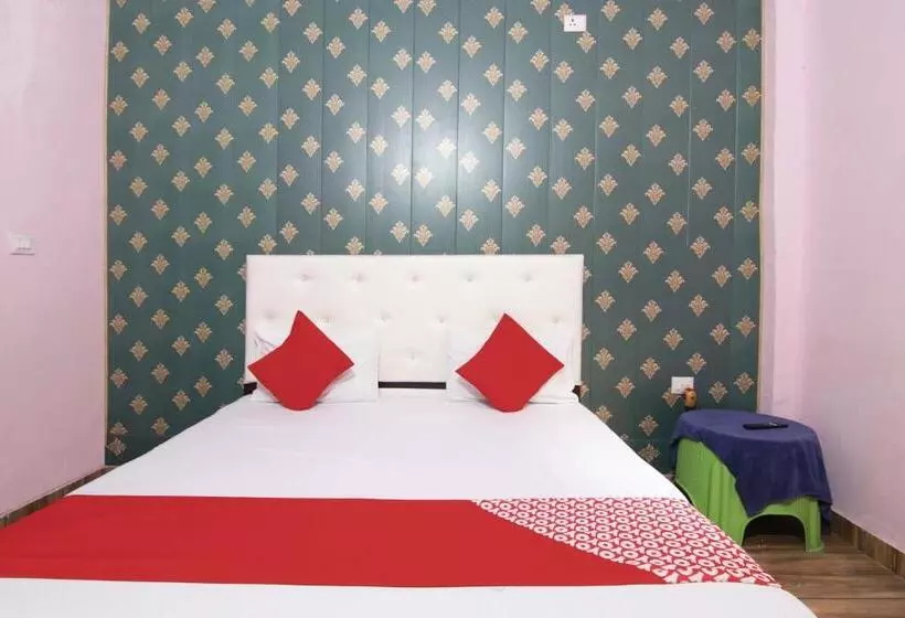 Oyo Hotel Royal Place