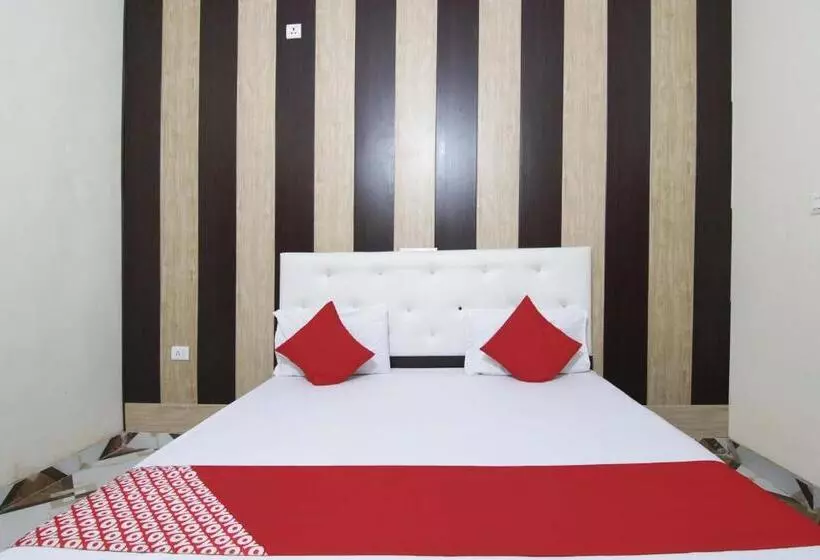 Oyo Hotel Royal Place