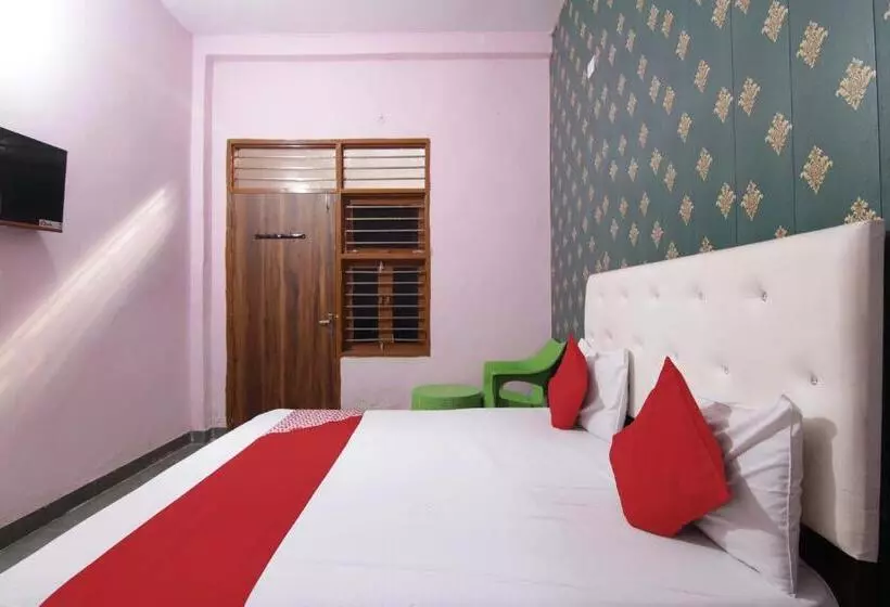 Oyo Hotel Royal Place