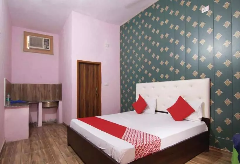 Oyo Hotel Royal Place