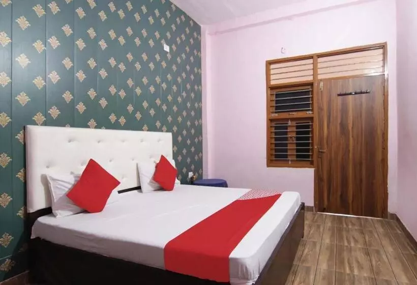 Oyo Hotel Royal Place