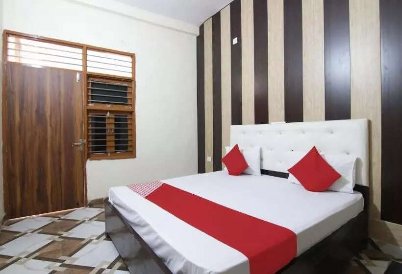 Oyo Hotel Royal Place