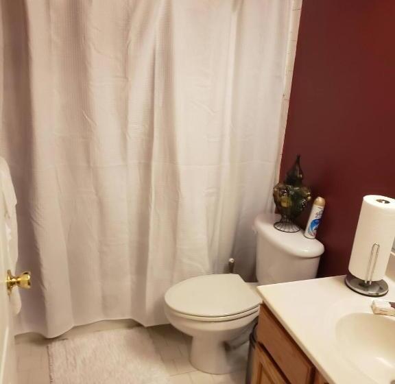 Пансион Bwi Md Live Guest House