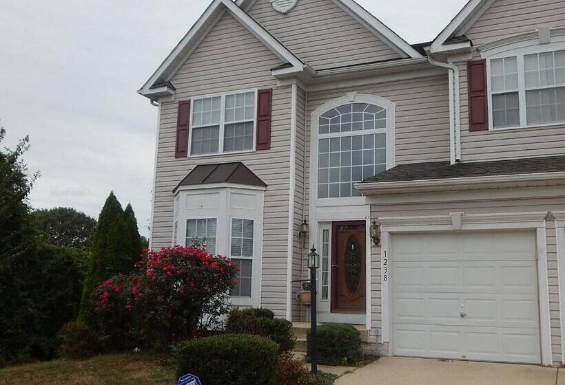 Пансион Bwi Md Live Guest House