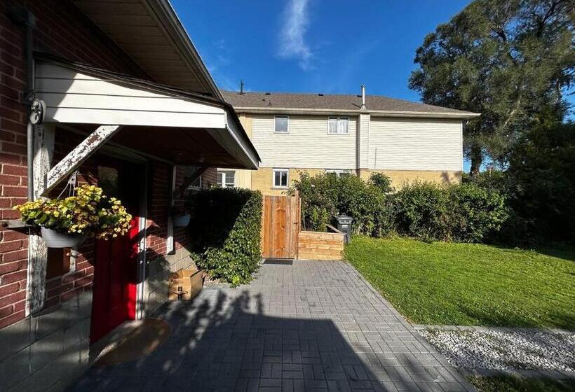 Panzió Chic And Large Private Room