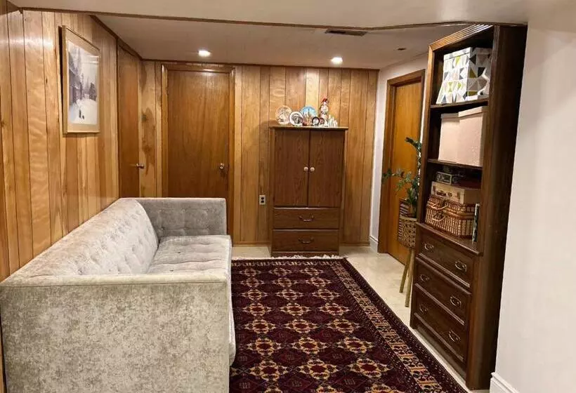 Majatalo Chic And Large Private Room