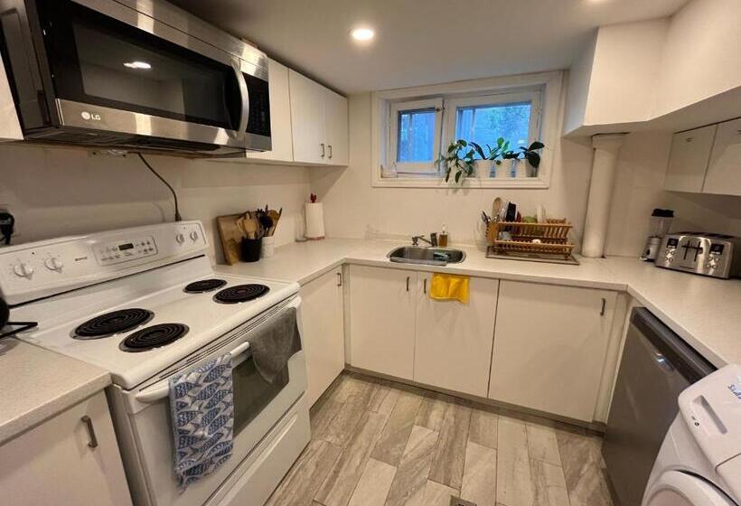 Panzió Chic And Large Private Room