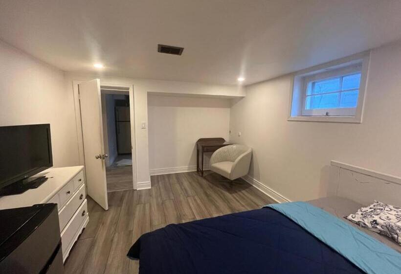 Panzió Chic And Large Private Room