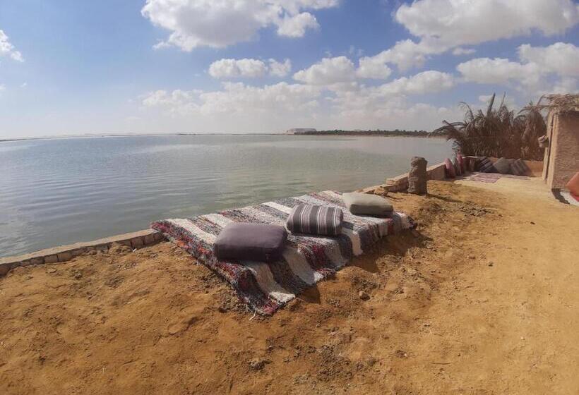 استراحتگاه M Biama Island