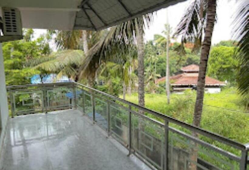 Somatheertham Ayurvedic Resorts   Kovalam Beach Trivandrum