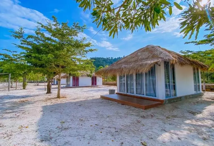 Viovio Beach & Resort