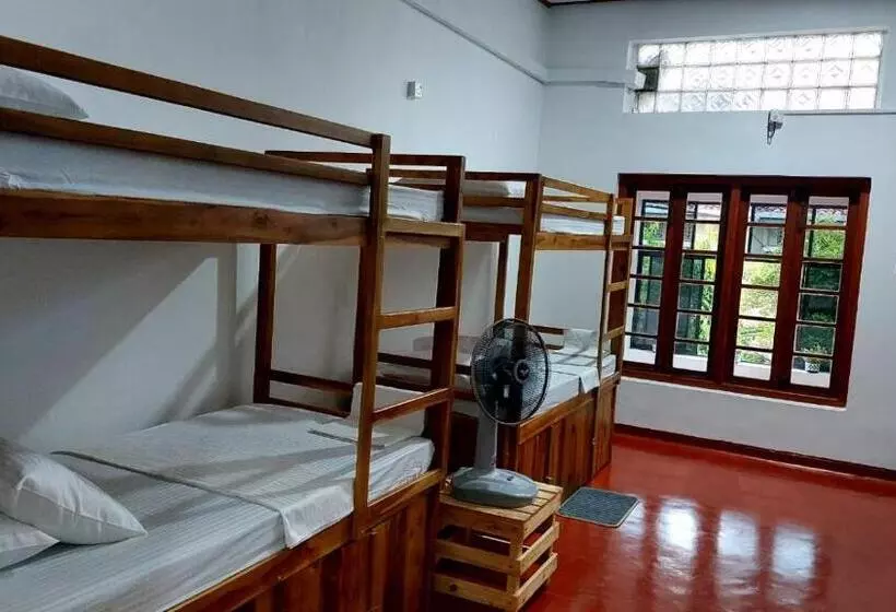 ユースホステル Ceylon Stayz