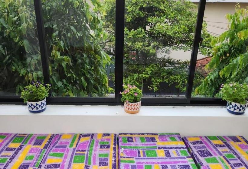 ユースホステル Ceylon Stayz