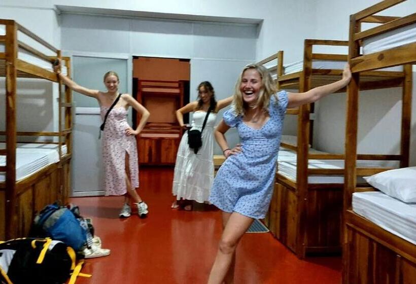 ユースホステル Ceylon Stayz