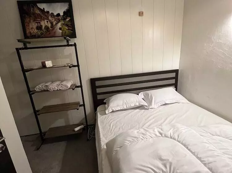 هاستل My Friendly