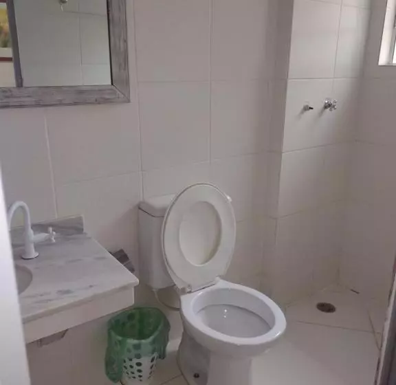 ユースホステル Trairão Pousada Em Guararema