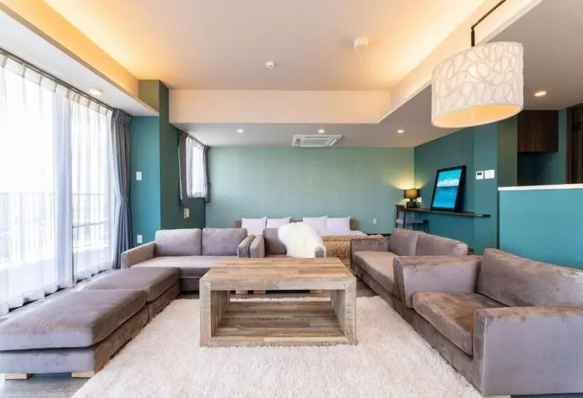 Breaky Hotel   Vacation Stay 21159v