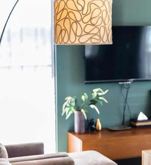 Breaky Hotel   Vacation Stay 21159v