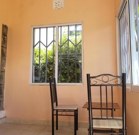 هتل Allamanda Gardens Resort