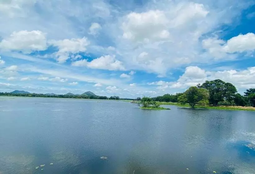 ホテル Black Panther Yala