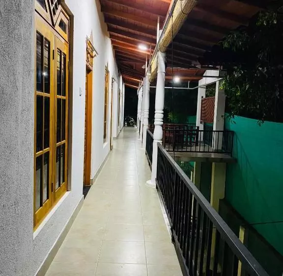 ホテル Black Panther Yala