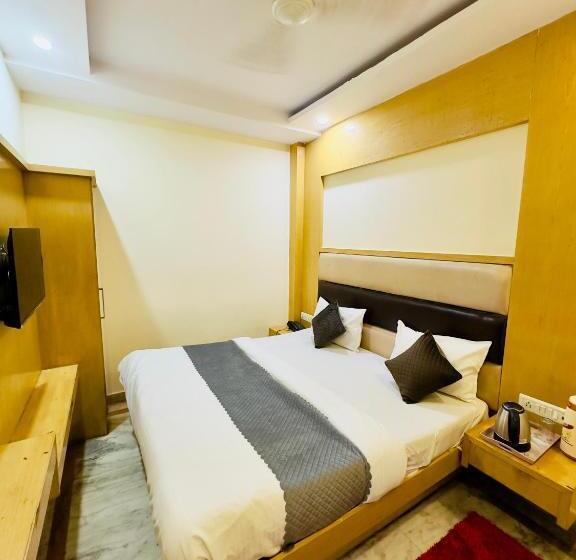 ホテル Bramhaputra Near New Delhi Railway Station