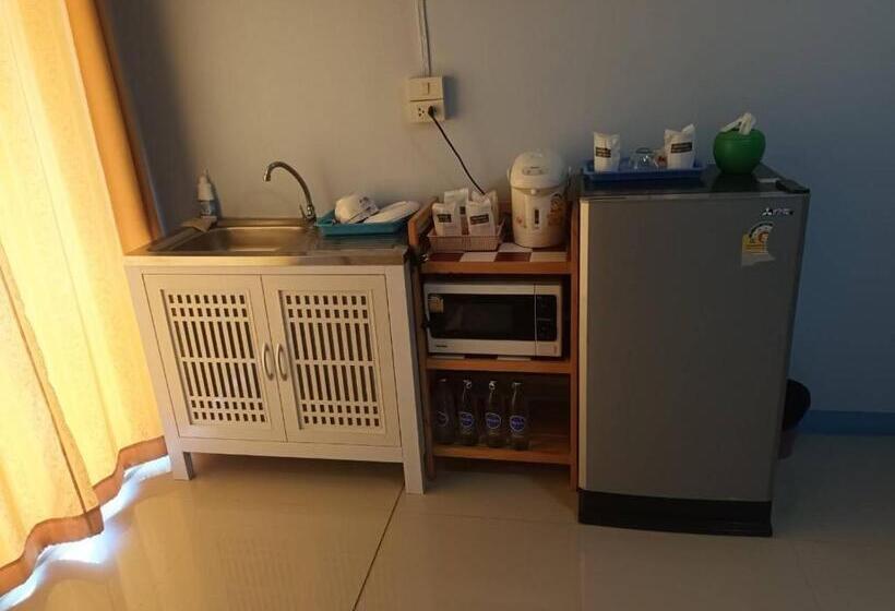 호텔 Center Place Ang Thong