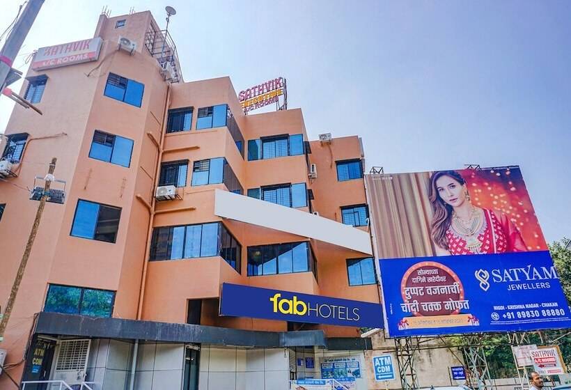 בית מלון כפרי Fabexpress Sathvik Executive