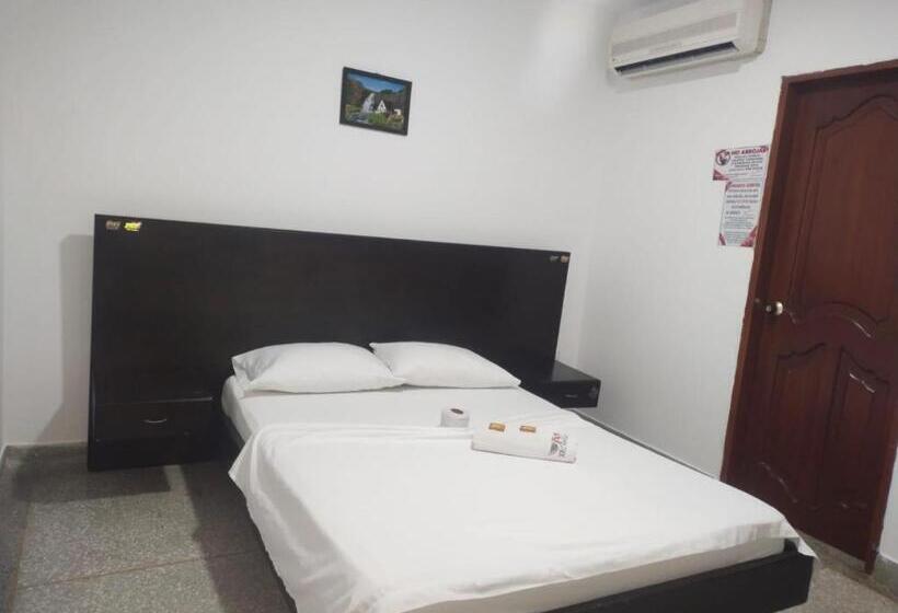 Hotel Los Arcángeles