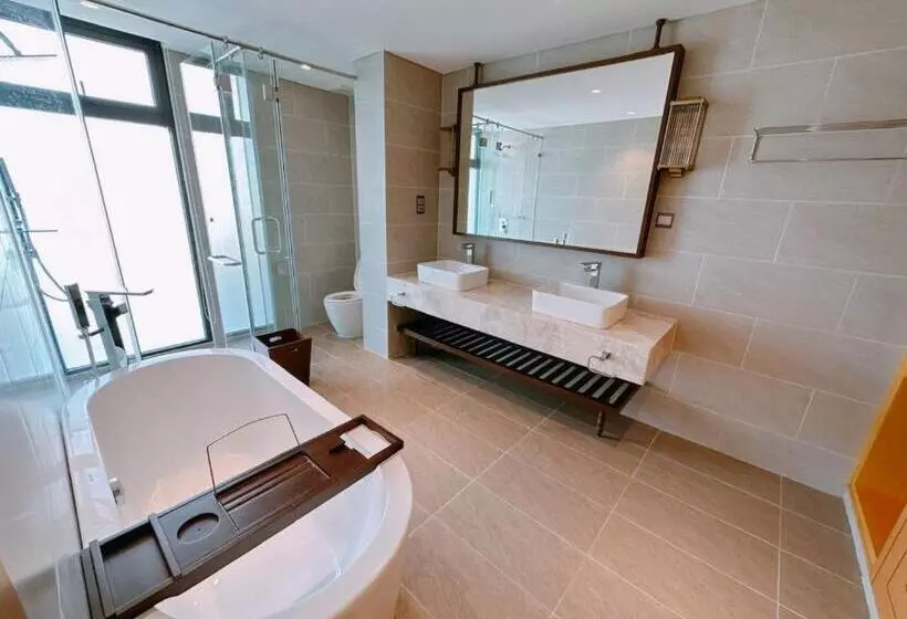 هتل Phoenix Pool Villa Cam Ranh