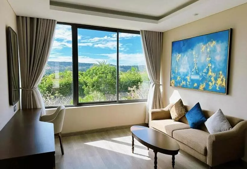 هتل Phoenix Pool Villa Cam Ranh