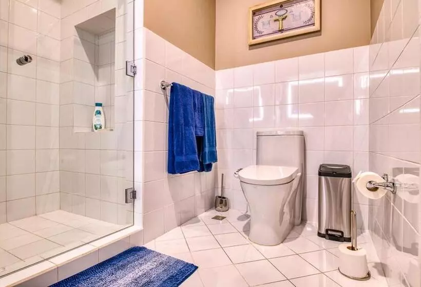 ホテル Secretjaco   Luxury Beach Front Penthouse With Pool & Jacuzzi