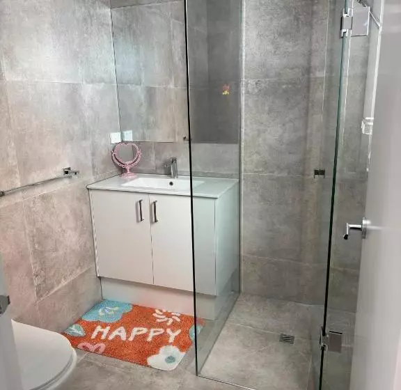 ペンション Brand New Comfortable Room In A Beautiful Suburb