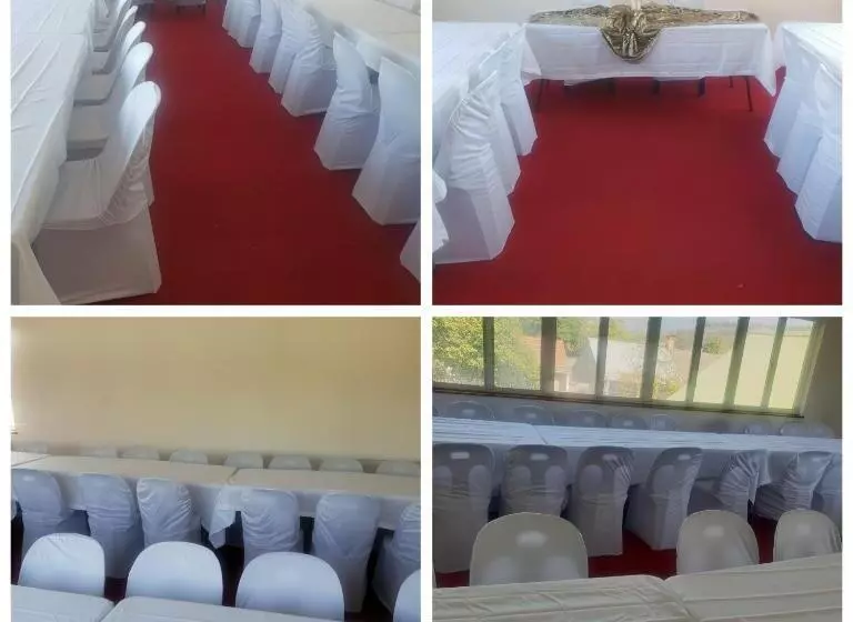 پانسیون Camp Inn Bnb