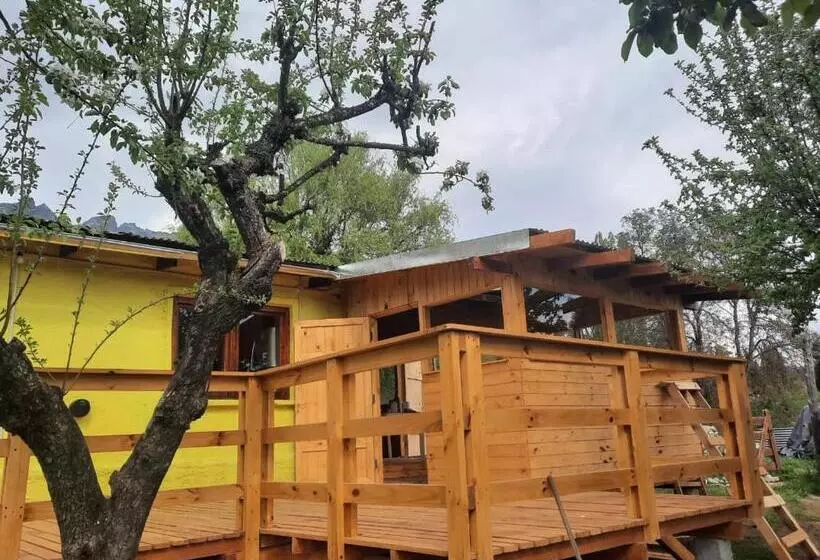 Majatalo Hostel El Limon