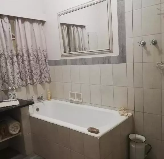 Majatalo Parksig Self Catering