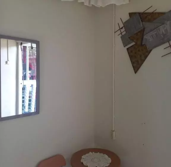 پانسیون Yenna Home