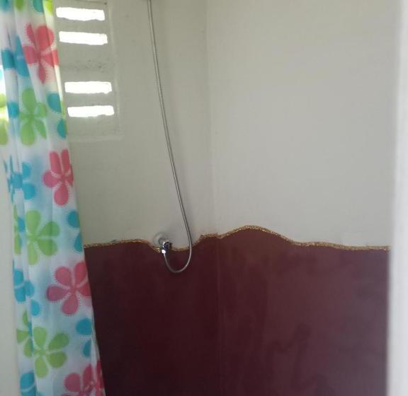 پانسیون Yenna Home