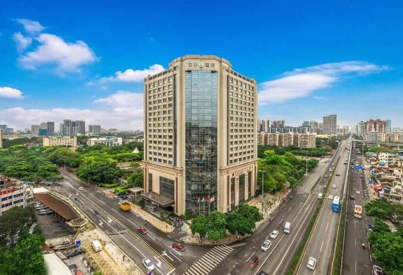 Atour Hotel Gangding Metro Station Taikoo Hui Tianhe Guangzhou     Free Shuttle Bus Service Between