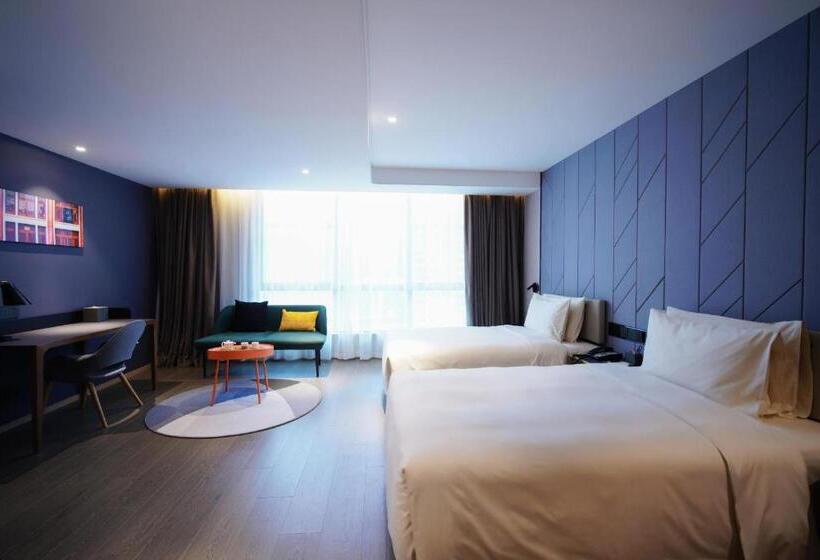 Atour Hotel Gangding Metro Station Taikoo Hui Tianhe Guangzhou     Free Shuttle Bus Service Between