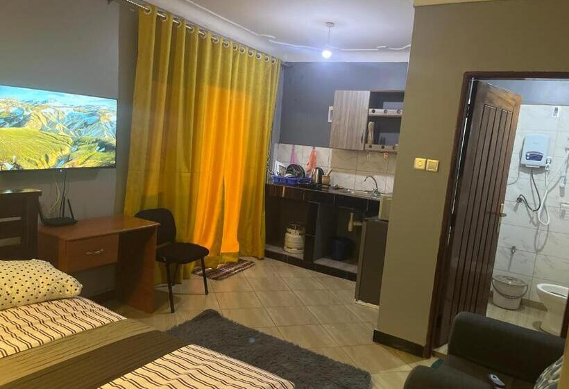 تختخواب و صبحانه Bukoto Kisaasi Suites 2